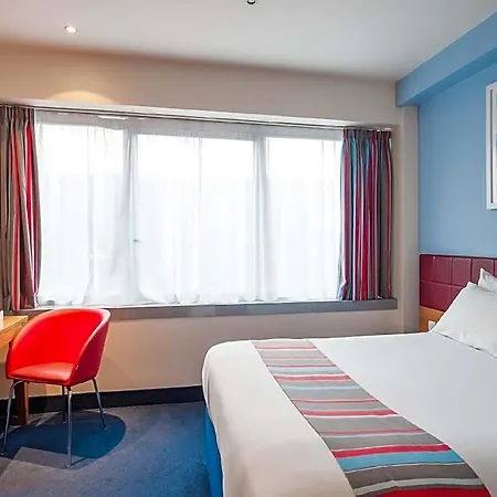 Comfort Hotel Tower Of London-2